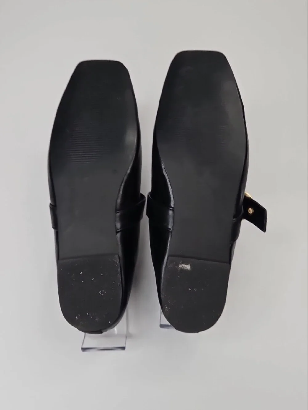 Aqua Stella Black Leather Mary Jane Flats with Gold Buckles Size 7.5
